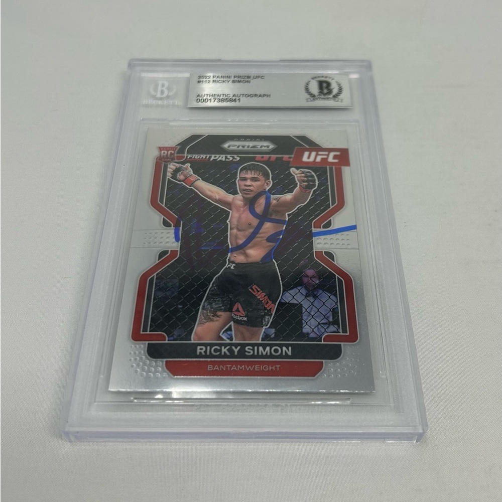 Ricky Simon signed Beckett Encapsulated 2022 UFC Panini Prizm Card